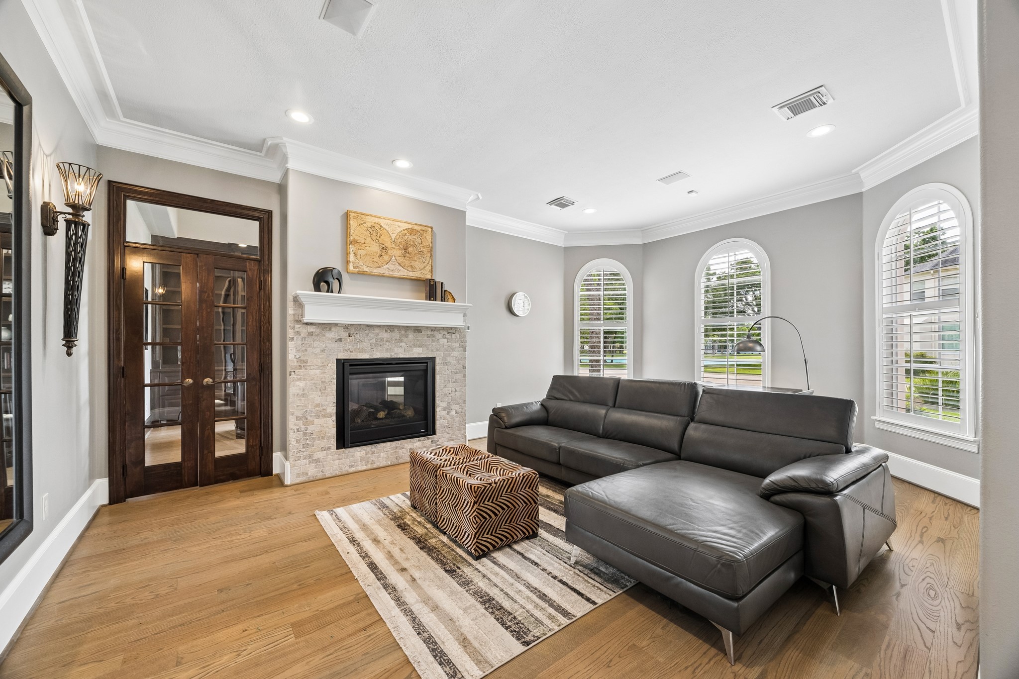  907 Enclave Lake Drive - 物件實景