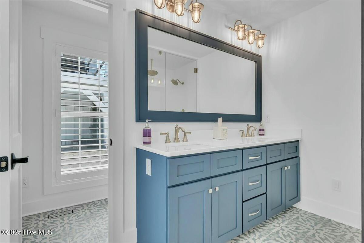 Wilmington, North Carolina, 28411, United States, 5 Bedrooms Bedrooms, ,4 BathroomsBathrooms,Residential,For Sale,1746319