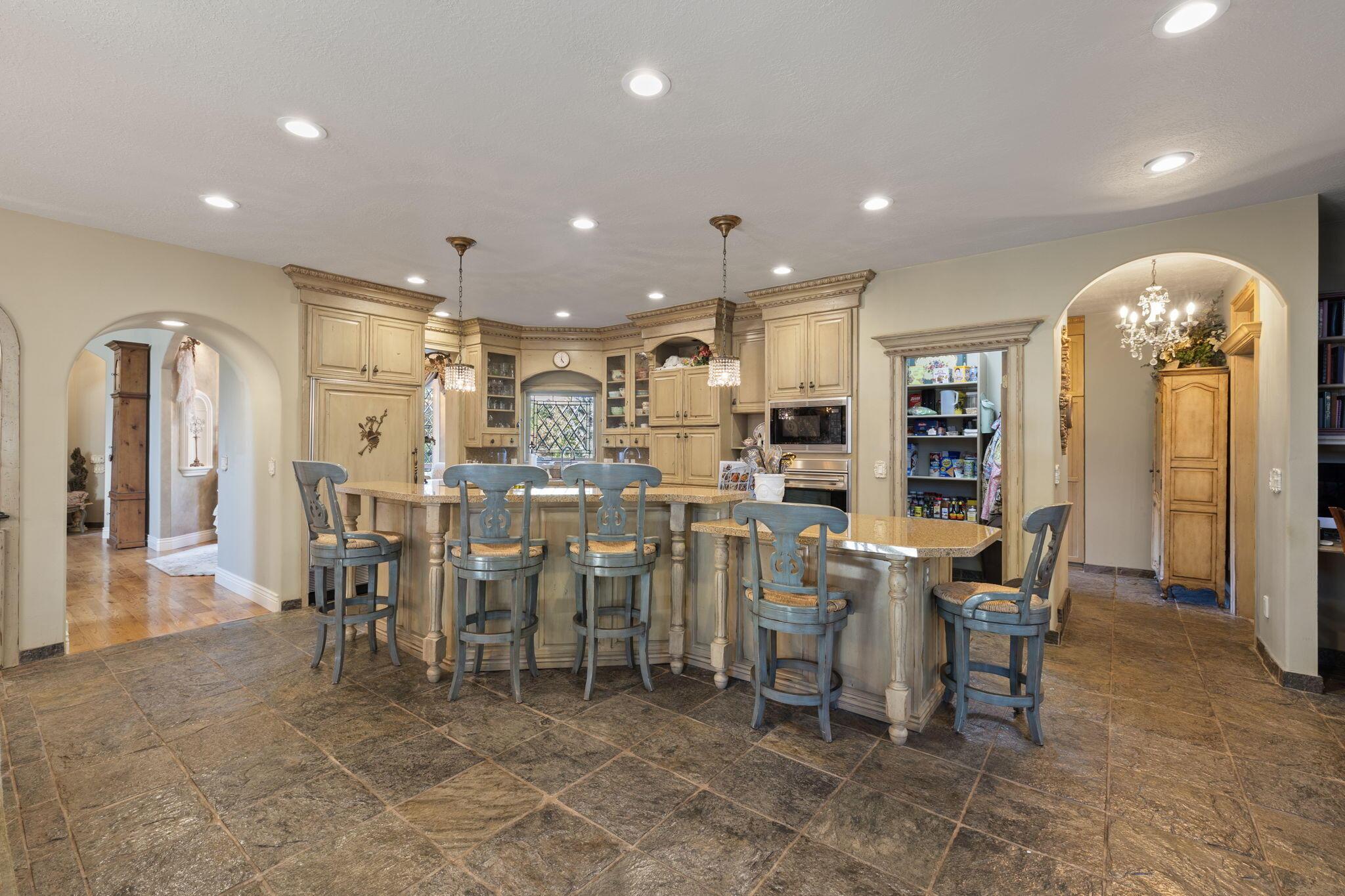 Salt Lake City, Utah, 84121, United States, 5 Bedrooms Bedrooms, ,6 BathroomsBathrooms,Residential,For Sale,1974562