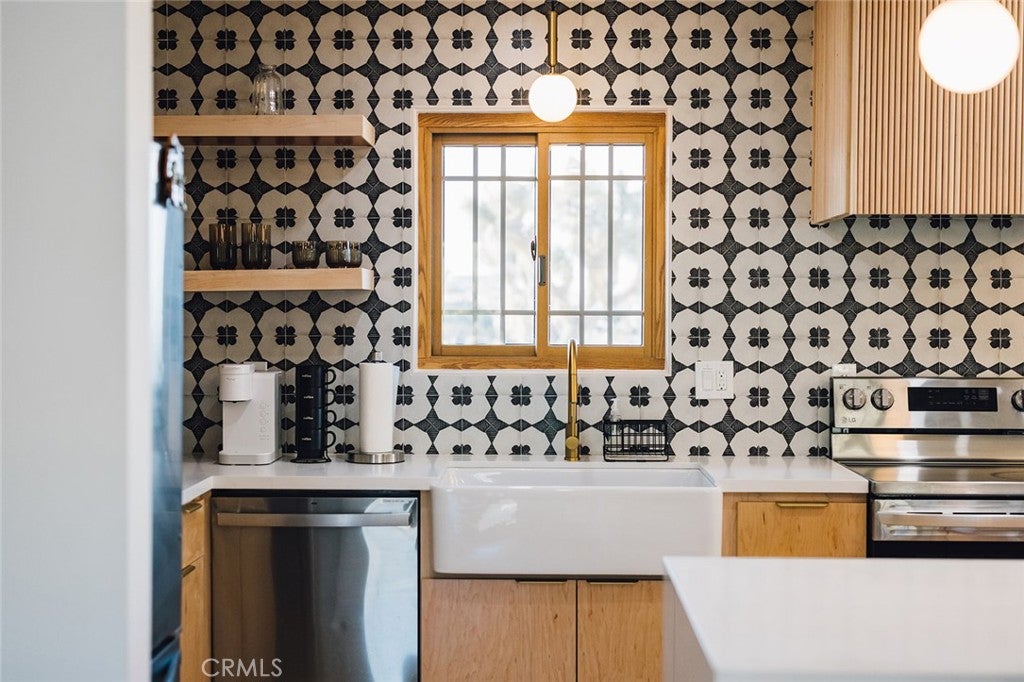 Yucca Valley, California, 92284, United States, 3 Bedrooms Bedrooms, ,2 BathroomsBathrooms,Residential,For Sale,1981322