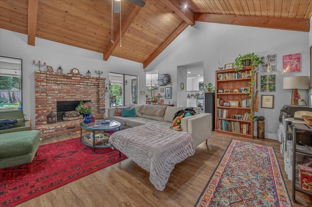 Fresno, California, 93730, United States, 3 Bedrooms Bedrooms, ,2 BathroomsBathrooms,Residential,For Sale,2042893