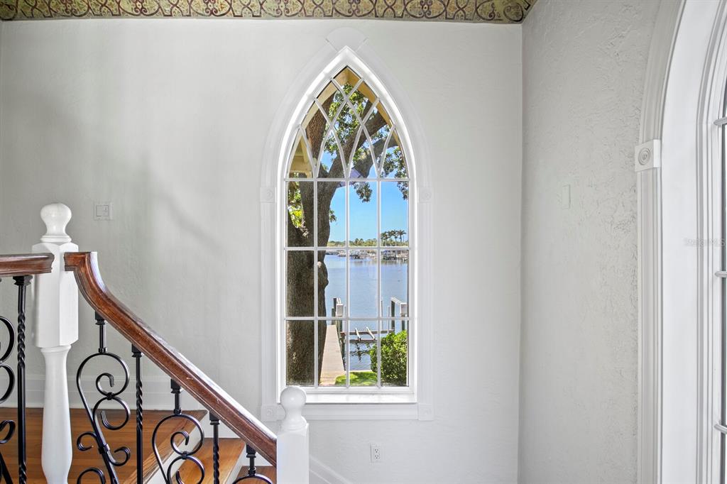 St Petersburg, Florida, 33704, United States, 4 Bedrooms Bedrooms, ,5 BathroomsBathrooms,Residential,For Sale,1794031