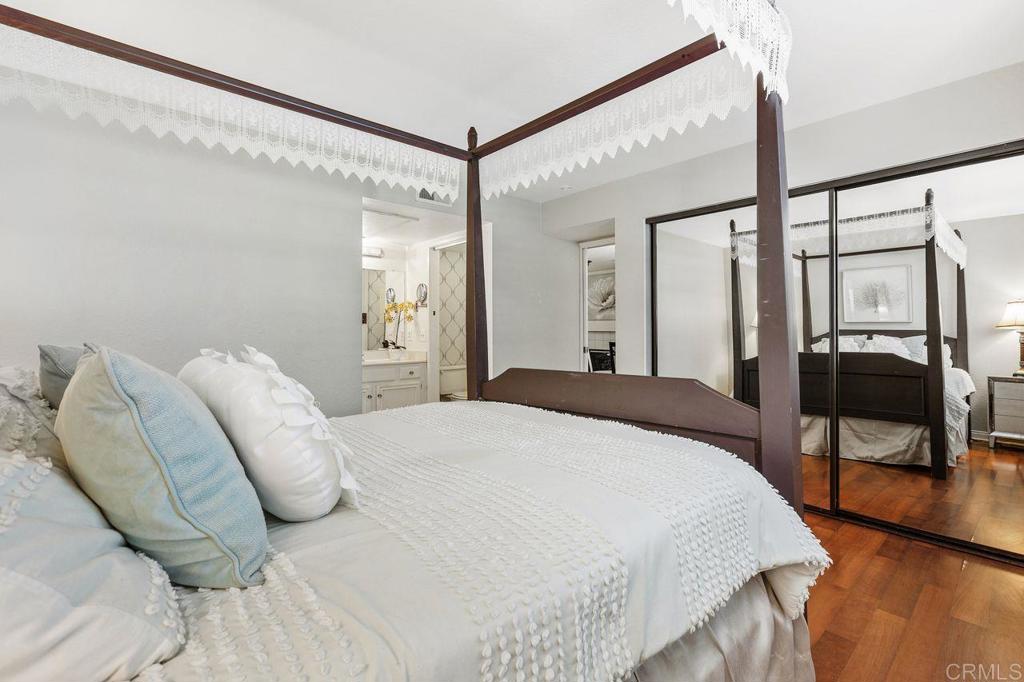 Vista, California, 92081, United States, 2 Bedrooms Bedrooms, ,2 BathroomsBathrooms,Residential,For Sale,1989582