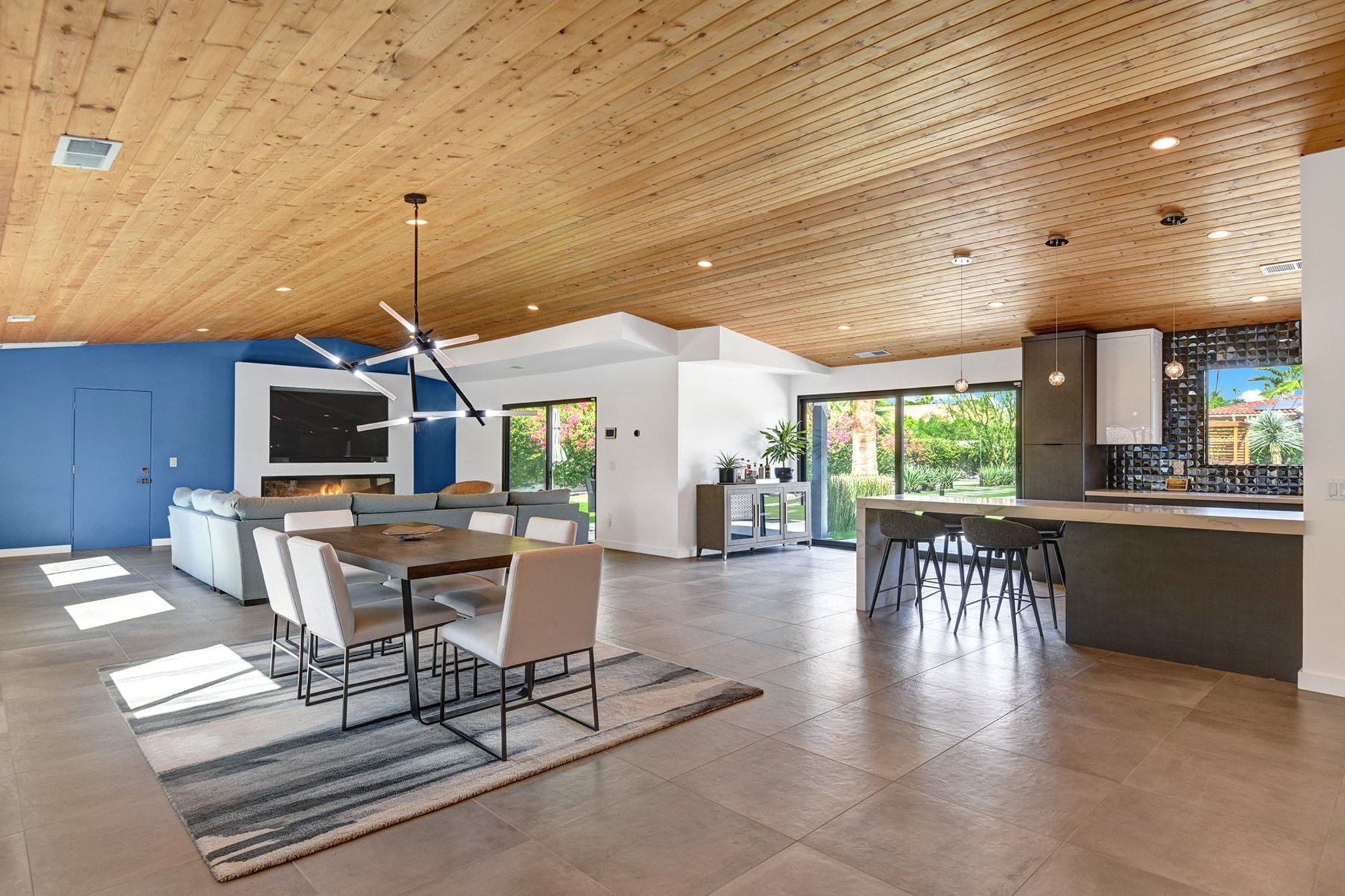  Rancho Mirage Reimagined Mid-Century Retreat an Expansive .43-Acre Lot - 物件實景