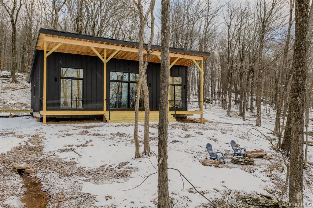 Neversink, New York, 12765, United States, 3 Bedrooms Bedrooms, ,2 BathroomsBathrooms,Residential,For Sale,2010737