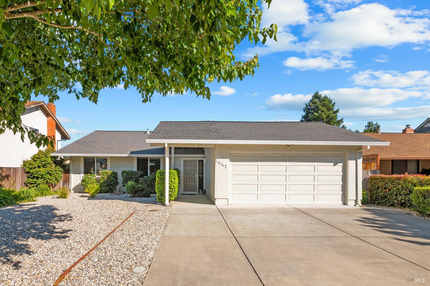Napa, California, 94558, United States, 4 Bedrooms Bedrooms, ,Residential,For Sale,2048709