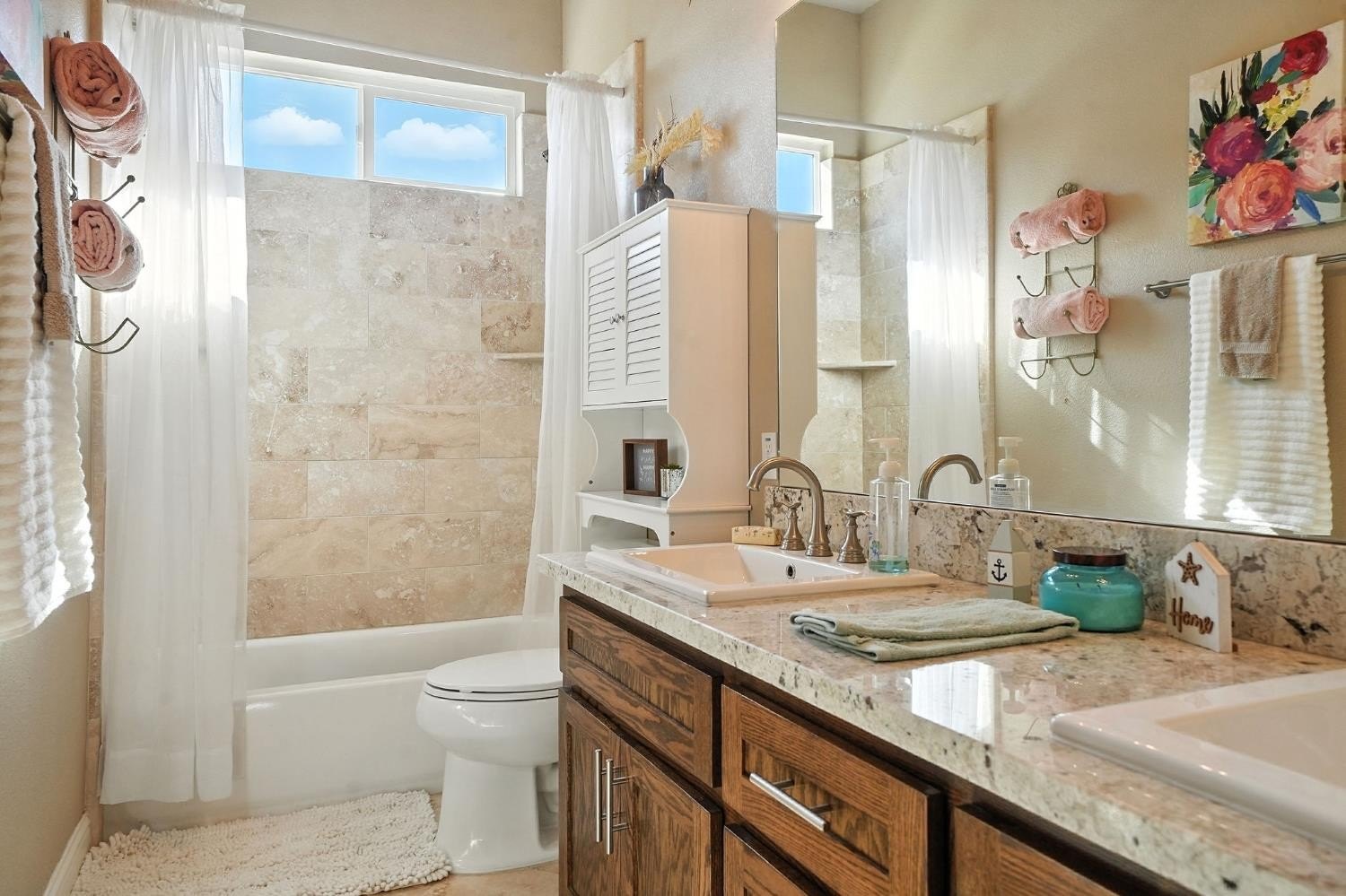 Valley Springs, California, 95252, United States, 3 Bedrooms Bedrooms, ,2 BathroomsBathrooms,Residential,For Sale,1943125
