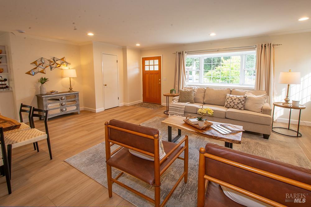 Sonoma, California, 95476, United States, 3 Bedrooms Bedrooms, ,2 BathroomsBathrooms,Residential,For Sale,1943172