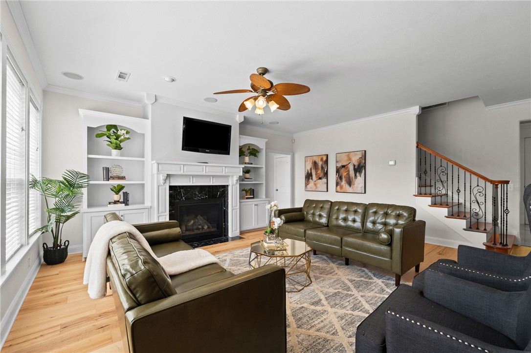 Fayetteville, Arkansas, 72701, United States, 5 Bedrooms Bedrooms, ,4 BathroomsBathrooms,Residential,For Sale,1838012