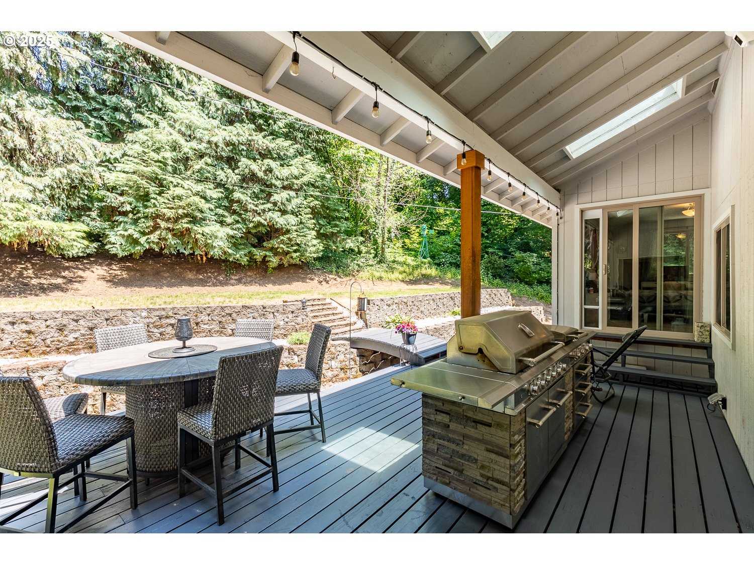 Vancouver, Washington, 98663, United States, 4 Bedrooms Bedrooms, ,2 BathroomsBathrooms,Residential,For Sale,1848237