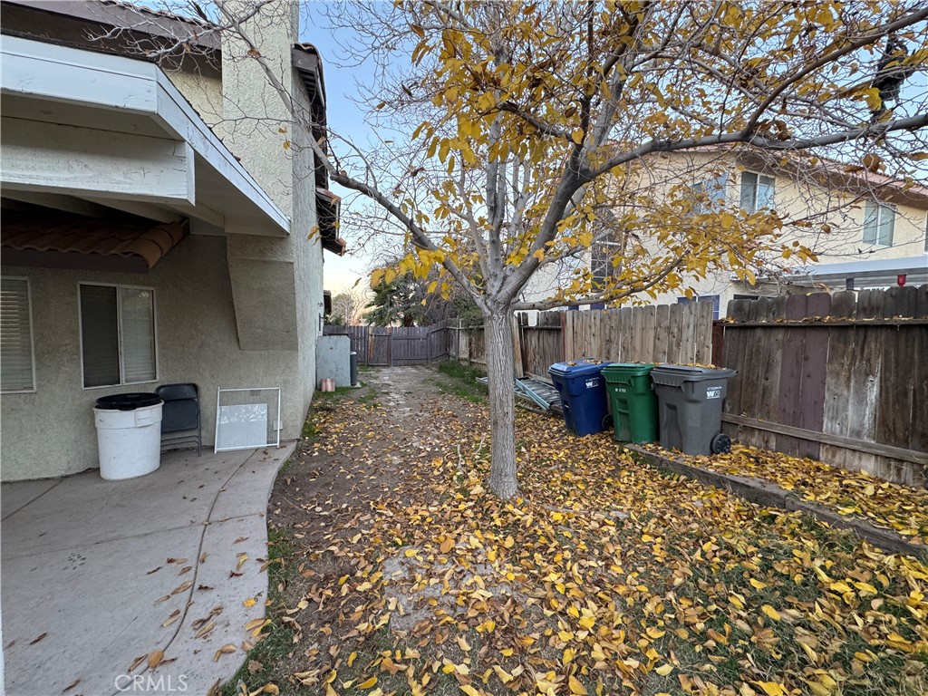 Palmdale, California, 93550, United States, 4 Bedrooms Bedrooms, ,3 BathroomsBathrooms,Residential,For Sale,2006487