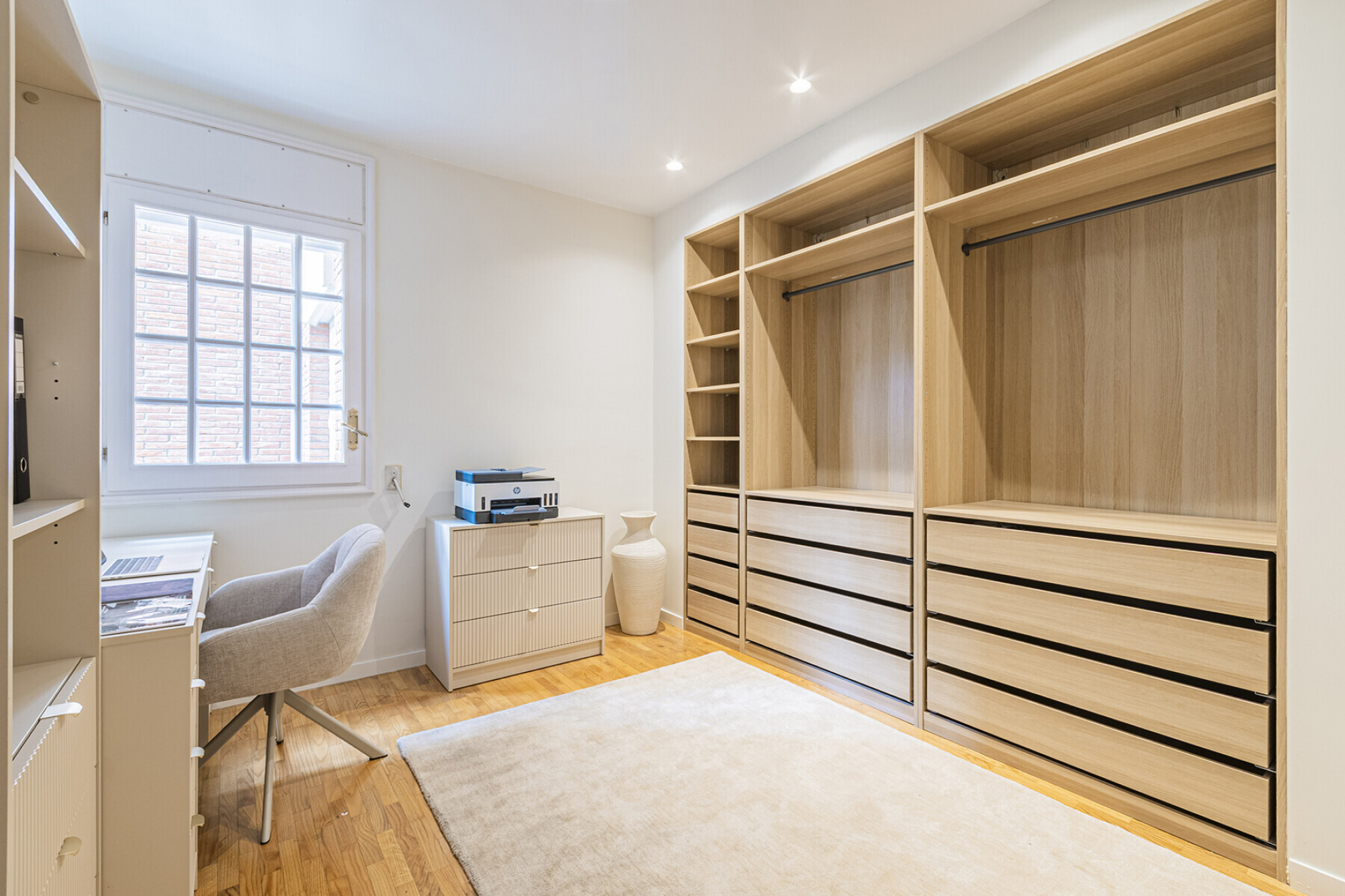  Exclusive apartment with a terrace in a prestigious gated community in Barcelona - 物件實景