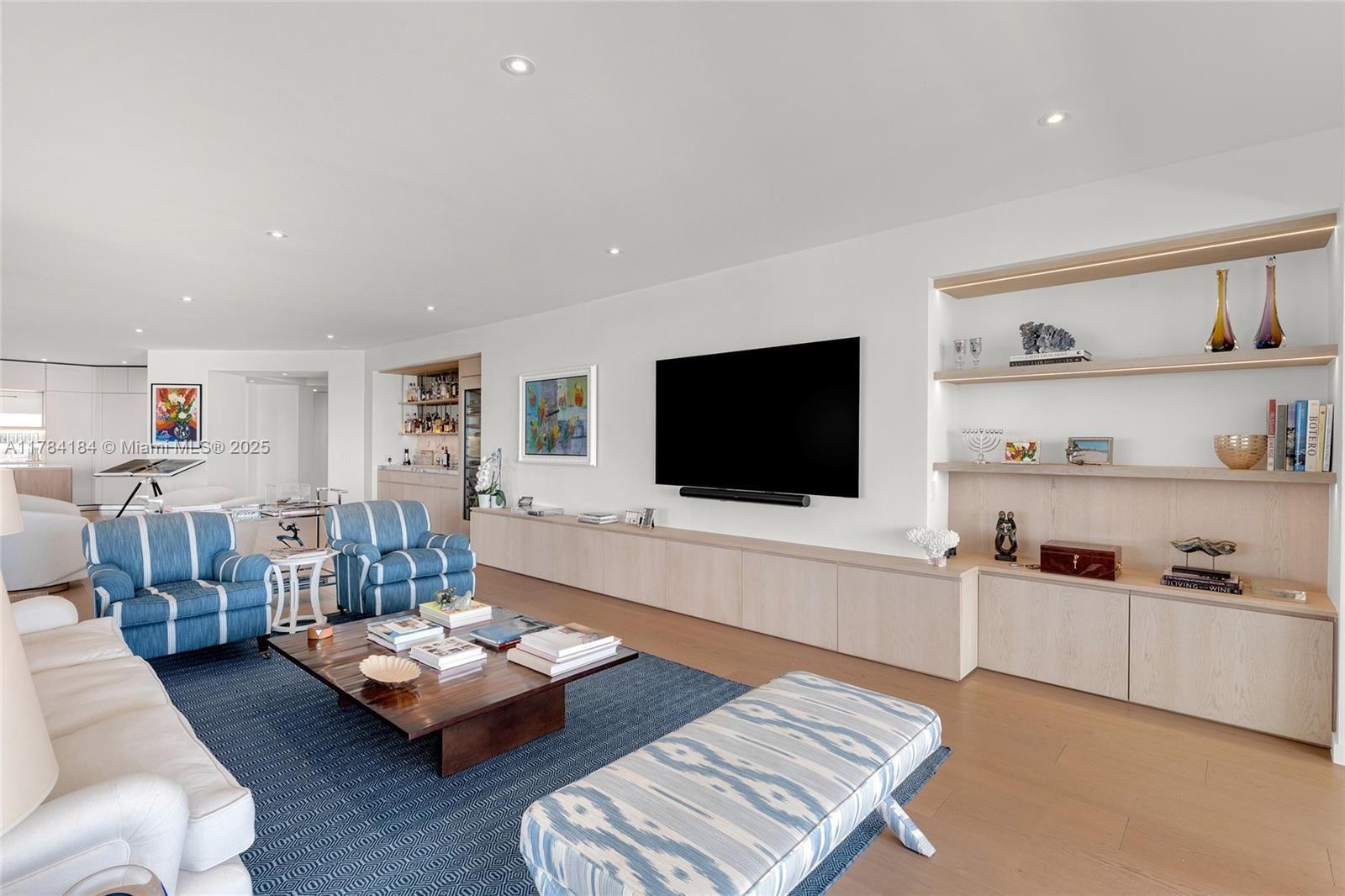 Miami Beach, Florida, 33109, United States, 3 Bedrooms Bedrooms, ,5 BathroomsBathrooms,Residential,For Sale,1770754