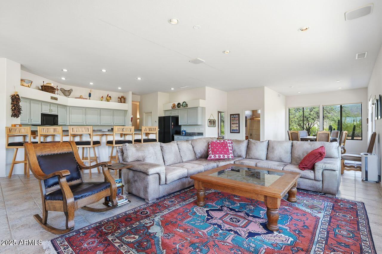 Cave Creek, Arizona, 85331, United States, 3 Bedrooms Bedrooms, ,3 BathroomsBathrooms,Residential,For Sale,1992918