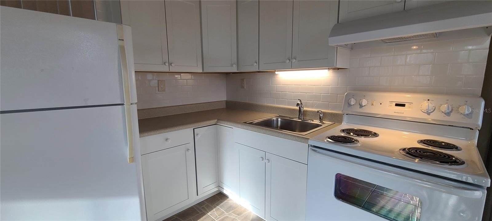 CLEARWATER, Florida, 33765, United States, 5 Bedrooms Bedrooms, ,3 BathroomsBathrooms,Residential,For Sale,2006178