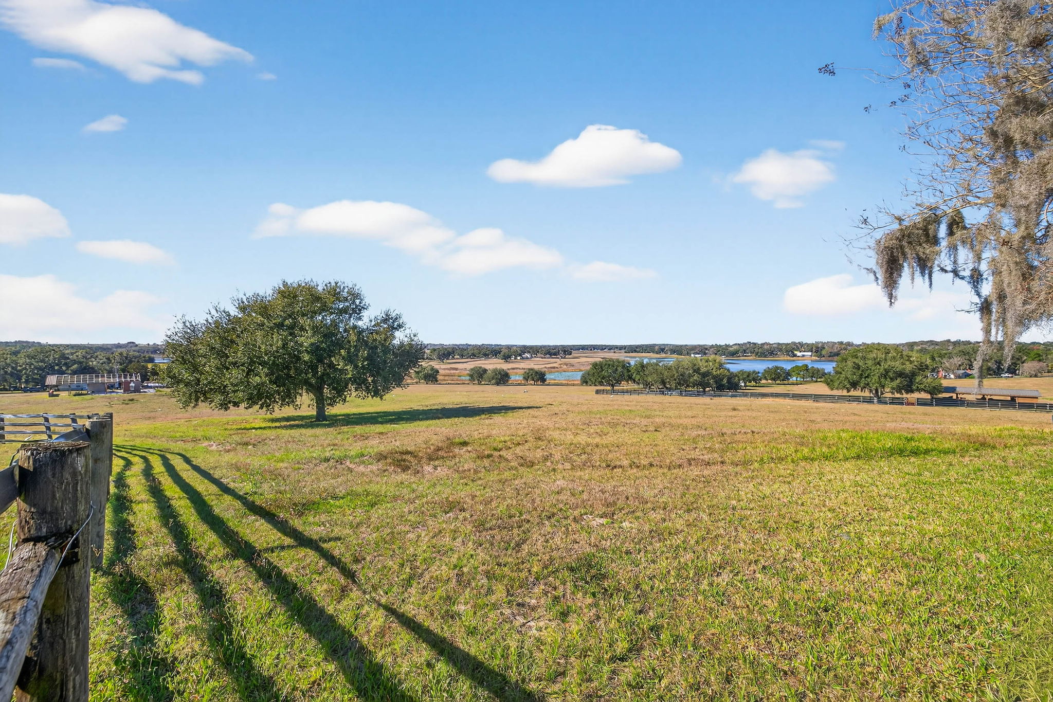 Dade City, Florida, 33525, United States, 4 Bedrooms Bedrooms, ,4 BathroomsBathrooms,Residential,For Sale,2012109