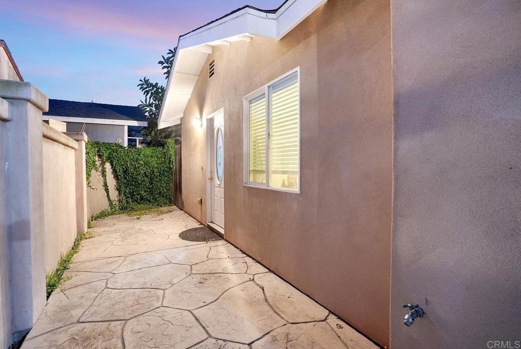 Chula Vista, California, 91911, United States, 10 Bedrooms Bedrooms, ,Residential,For Sale,1991347