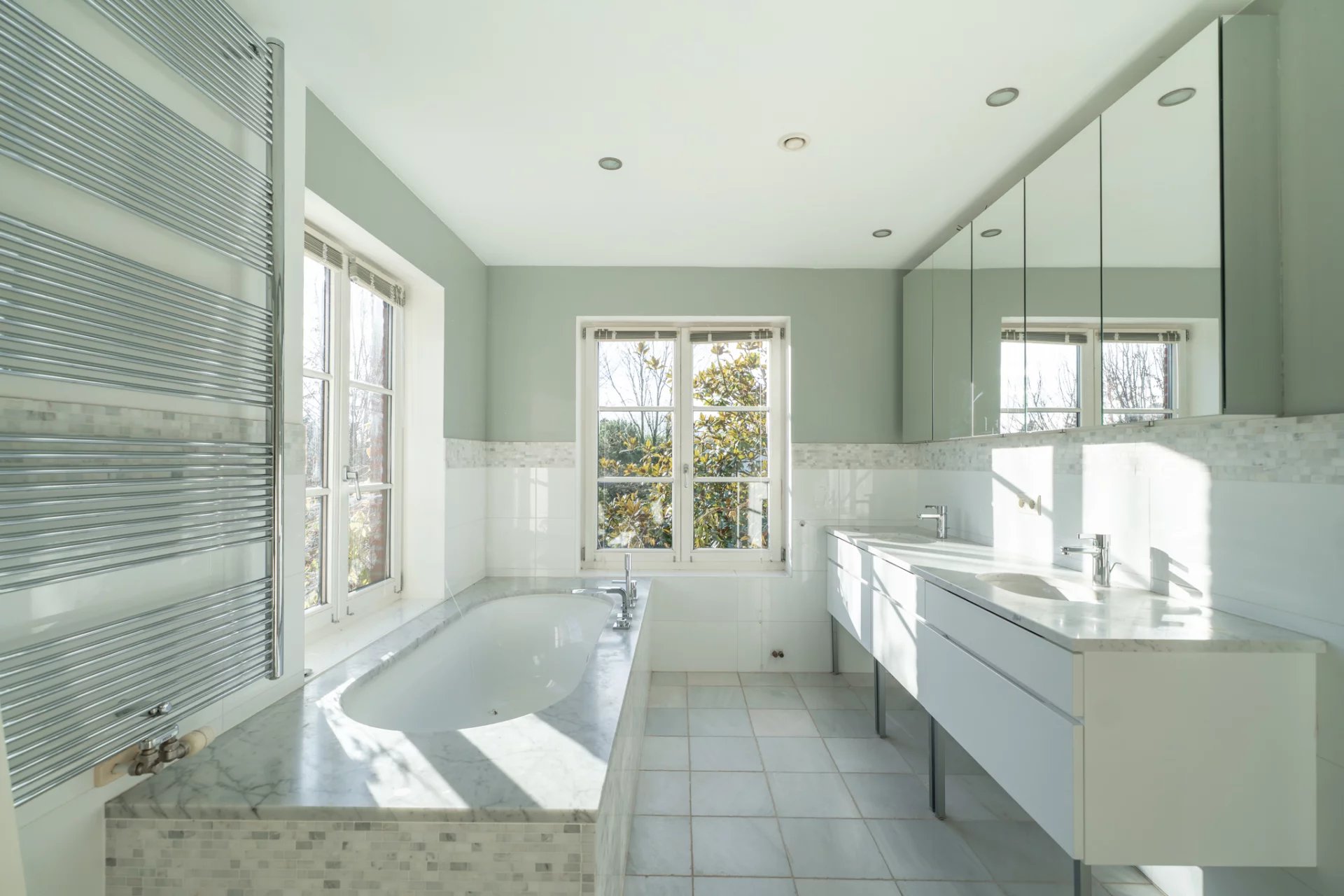 Rhode-Saint-Genese, Flanders, 1640, BE, 6 Bedrooms Bedrooms, ,11 BathroomsBathrooms,Residential,For Sale,2003186