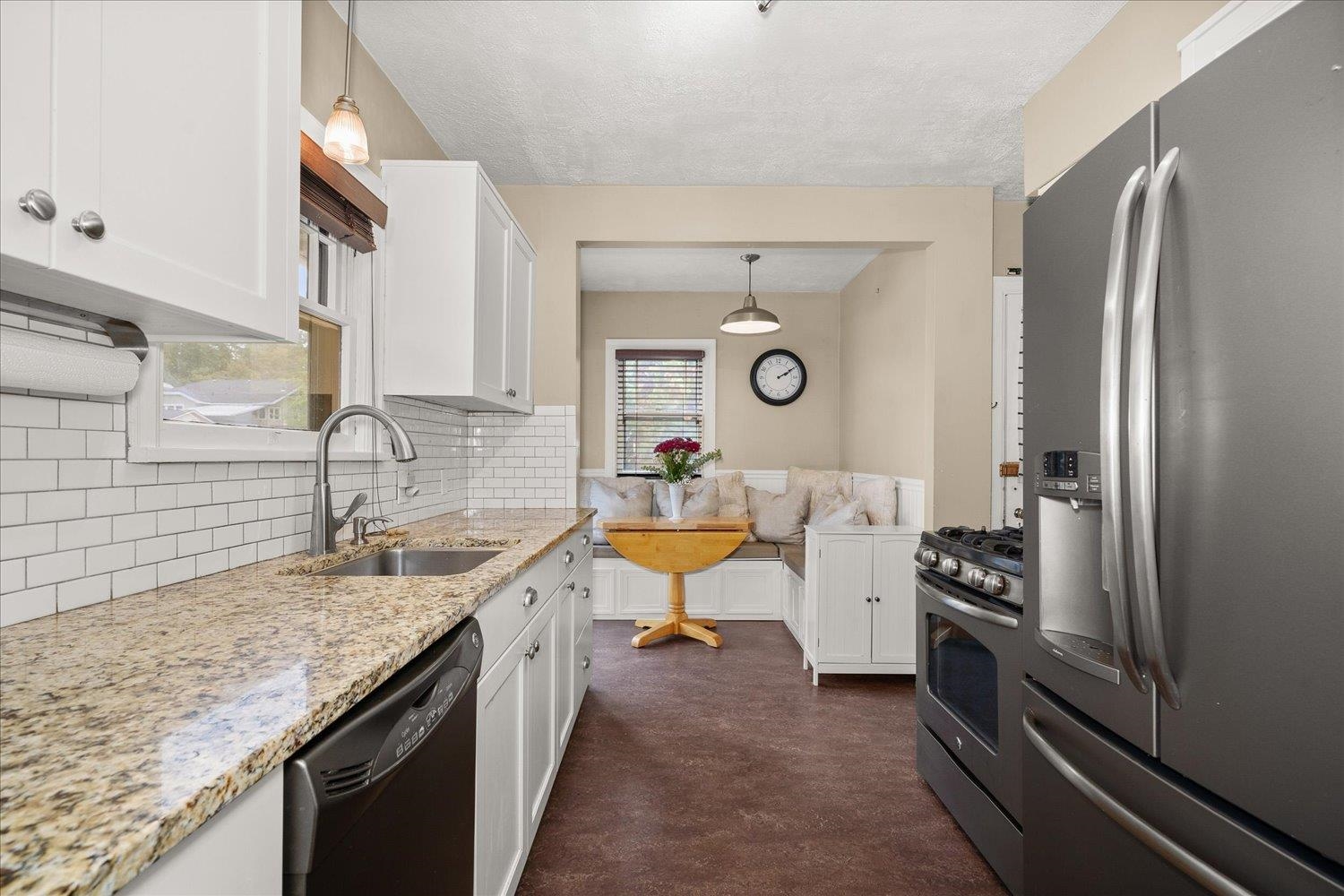 Spokane, Washington, 99203, United States, 3 Bedrooms Bedrooms, ,2 BathroomsBathrooms,Residential,For Sale,2001834