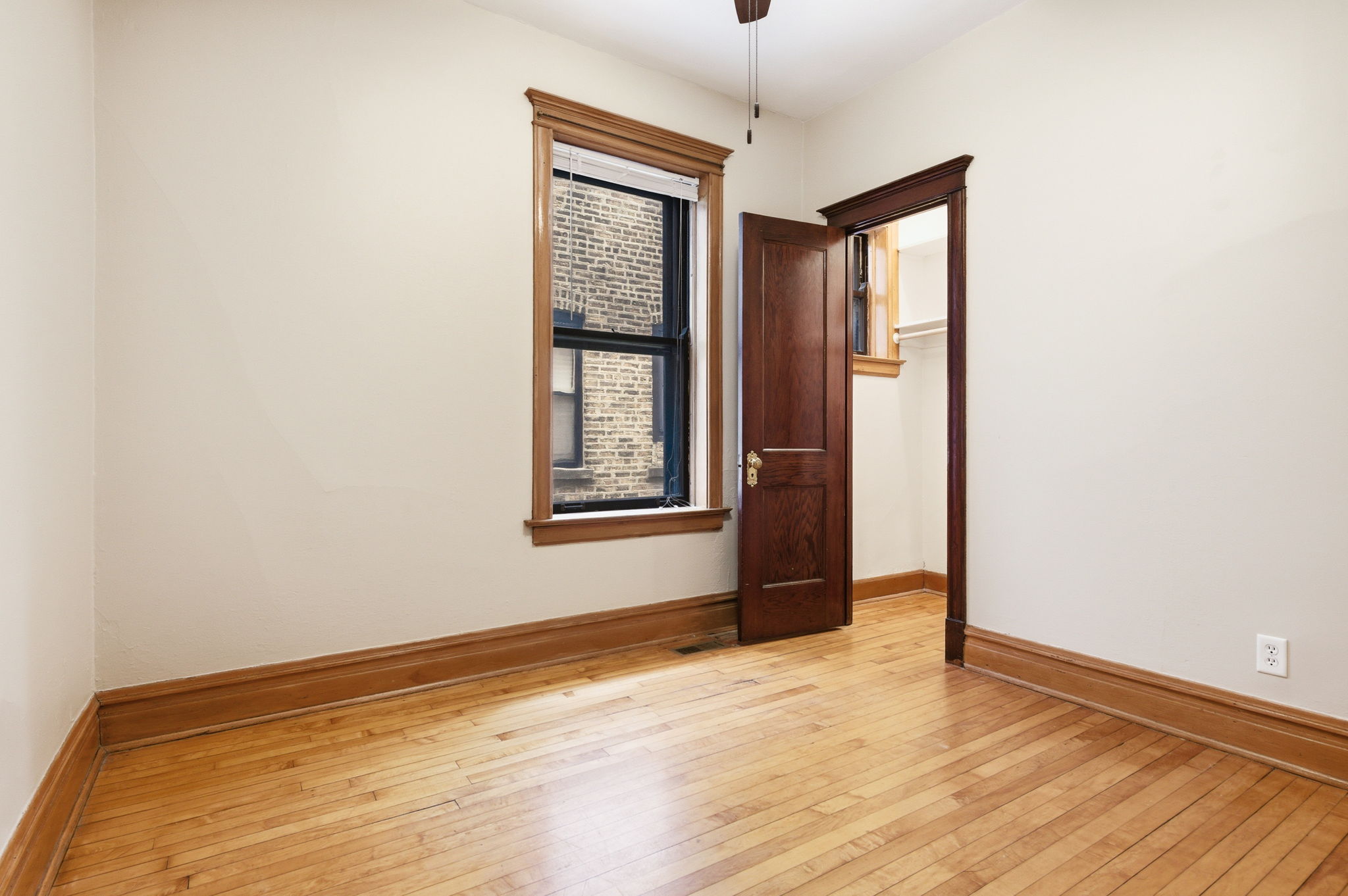 Lovingly Maintained Flat in the Heart of Andersonville - 物件實景