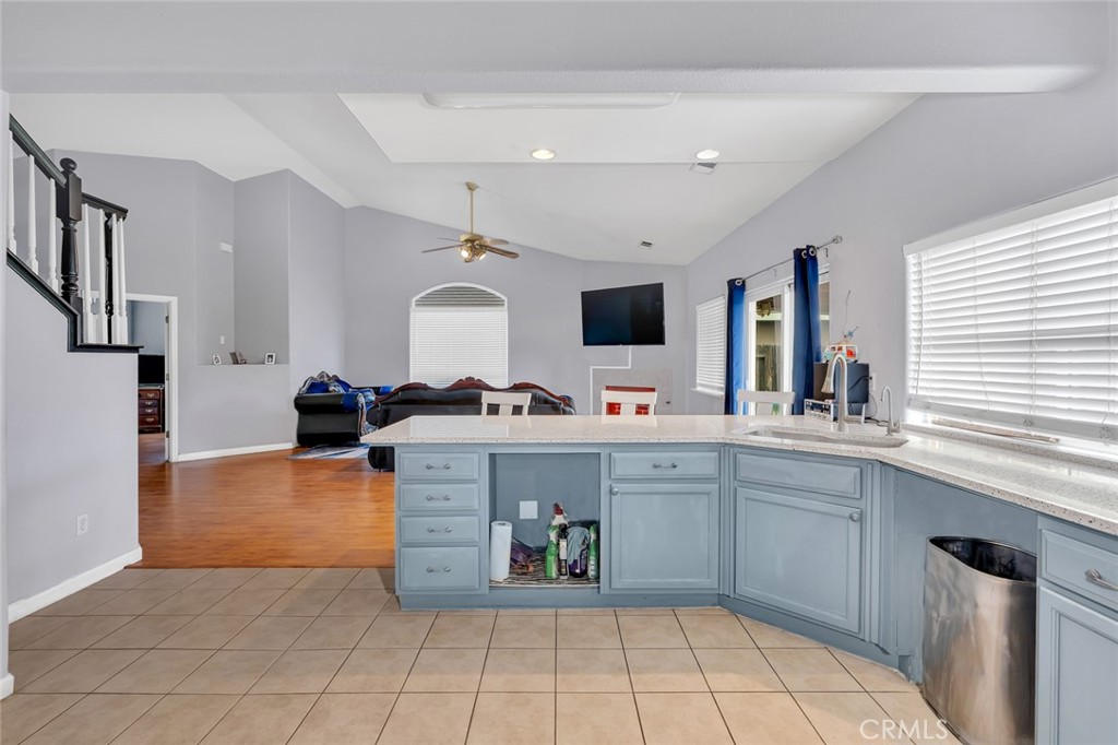 Los Banos, California, 93635, United States, 5 Bedrooms Bedrooms, ,3 BathroomsBathrooms,Residential,For Sale,1887917