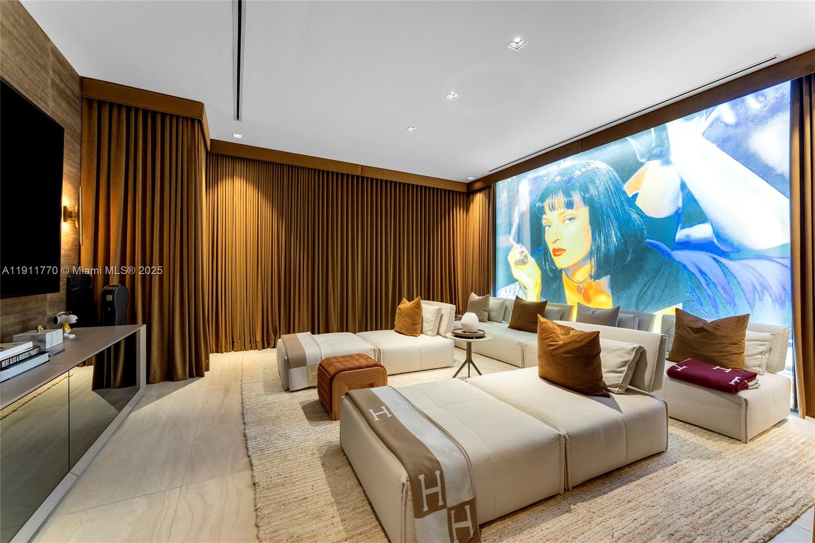 Miami, Florida, 33132, United States, 6 Bedrooms Bedrooms, ,7 BathroomsBathrooms,Residential,For Sale,1991375