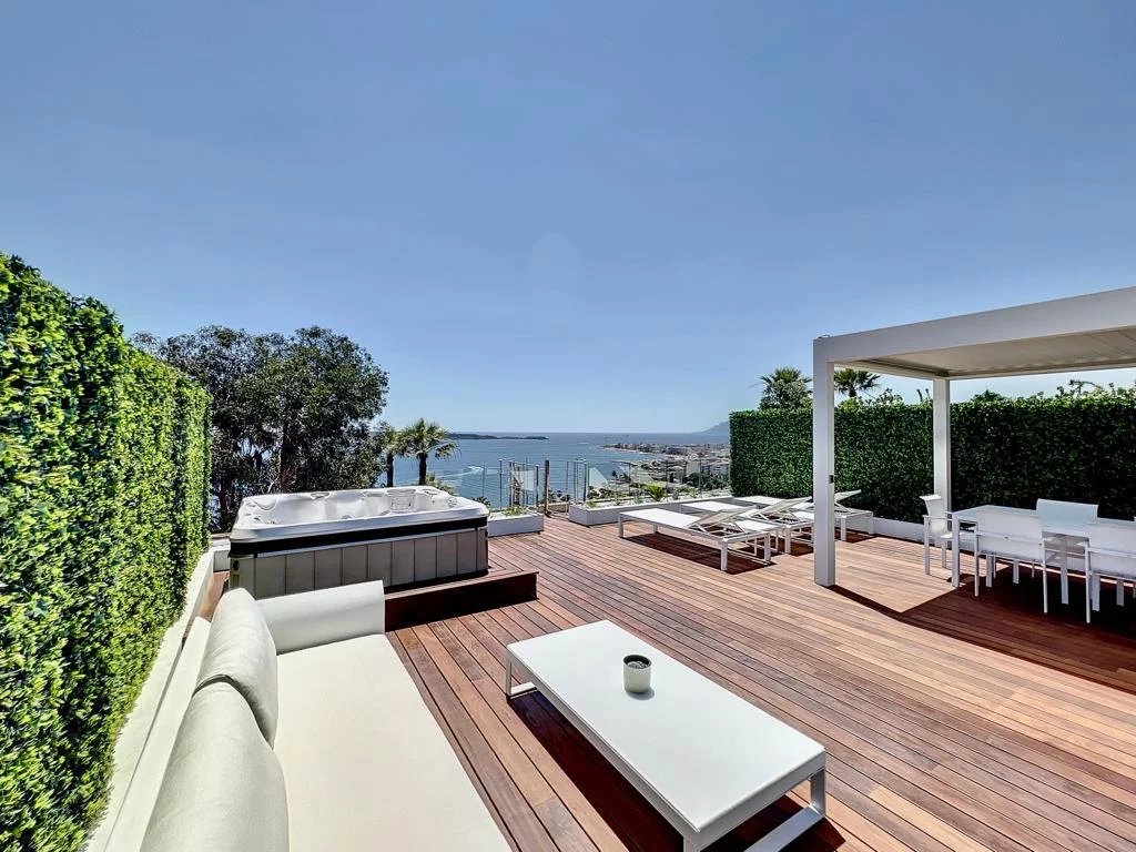 Cannes, Provence-Alpes-Côte d’Azur, 06400, FR, 3 Bedrooms Bedrooms, ,5 BathroomsBathrooms,Residential,For Sale,1414466