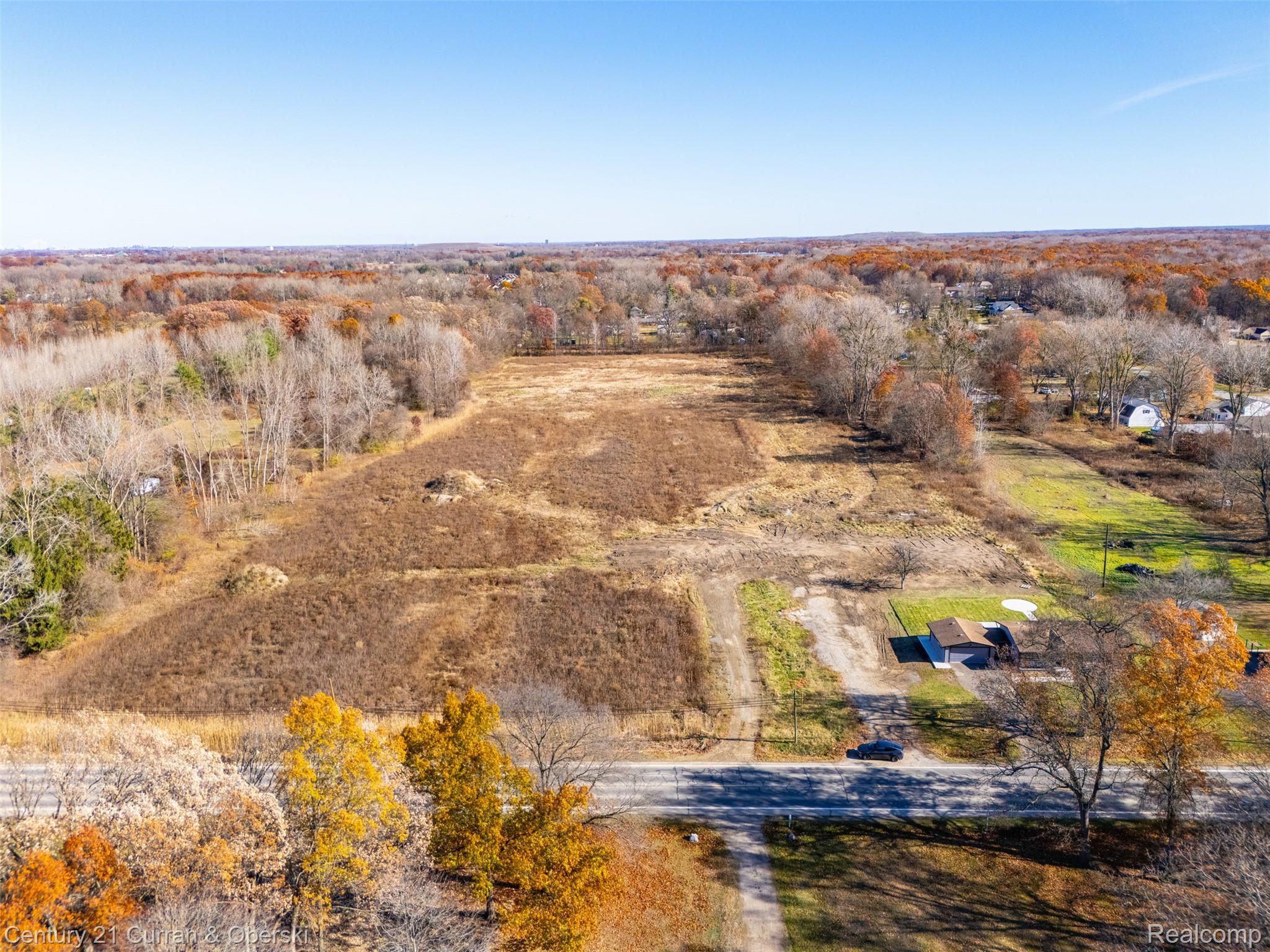 Brownstown Charter Township, Michigan, 48174, United States, 3 Bedrooms Bedrooms, ,2 BathroomsBathrooms,Residential,For Sale,1996649