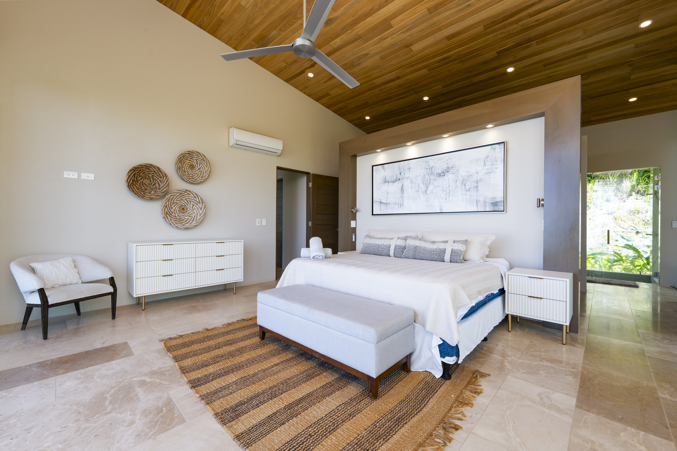 Dominical, Puntarenas, 60504, CR, 3 Bedrooms Bedrooms, ,4 BathroomsBathrooms,Residential,For Sale,1992899