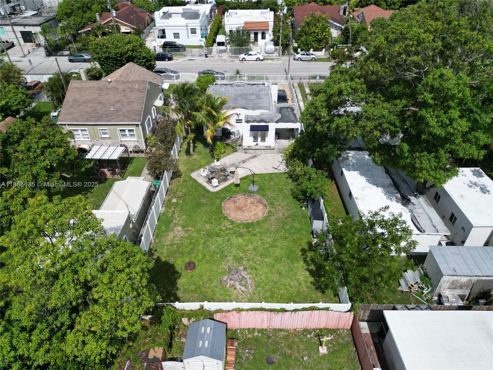 Miami, Florida, 33125, United States, 2 Bedrooms Bedrooms, ,1 BathroomBathrooms,Residential,For Sale,1954935