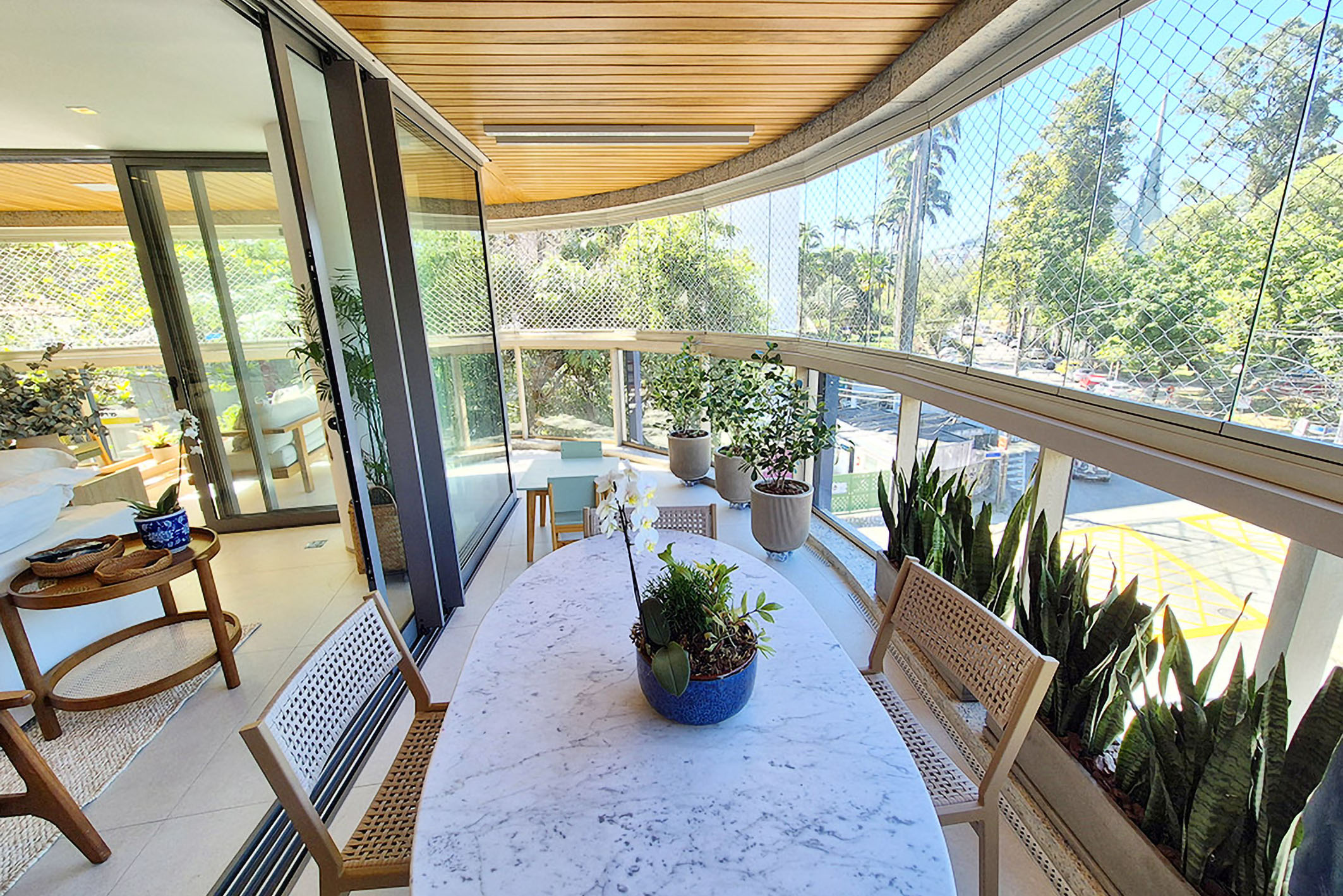  Apartment with 4 Suites and a Spacious Balcony in Jardim Botânico - 物件實景