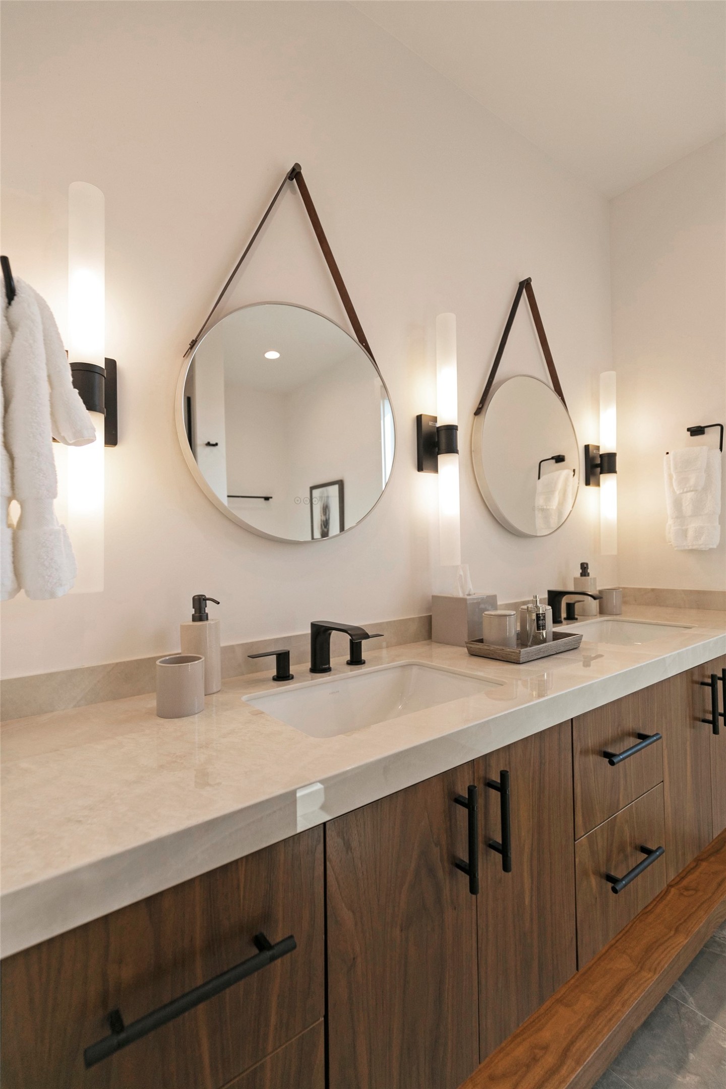  936 S Bighorn Road - 物件實景