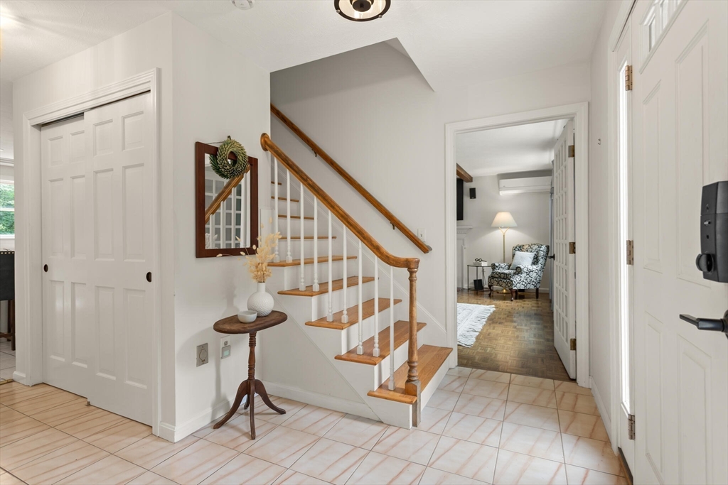 Pepperell, Massachusetts, 01463, United States, 4 Bedrooms Bedrooms, ,4 BathroomsBathrooms,Residential,For Sale,1925594