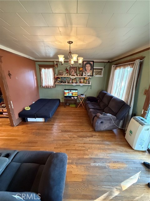Los Angeles, California, 90023, United States, 2 Bedrooms Bedrooms, ,1 BathroomBathrooms,Residential,For Sale,1931664