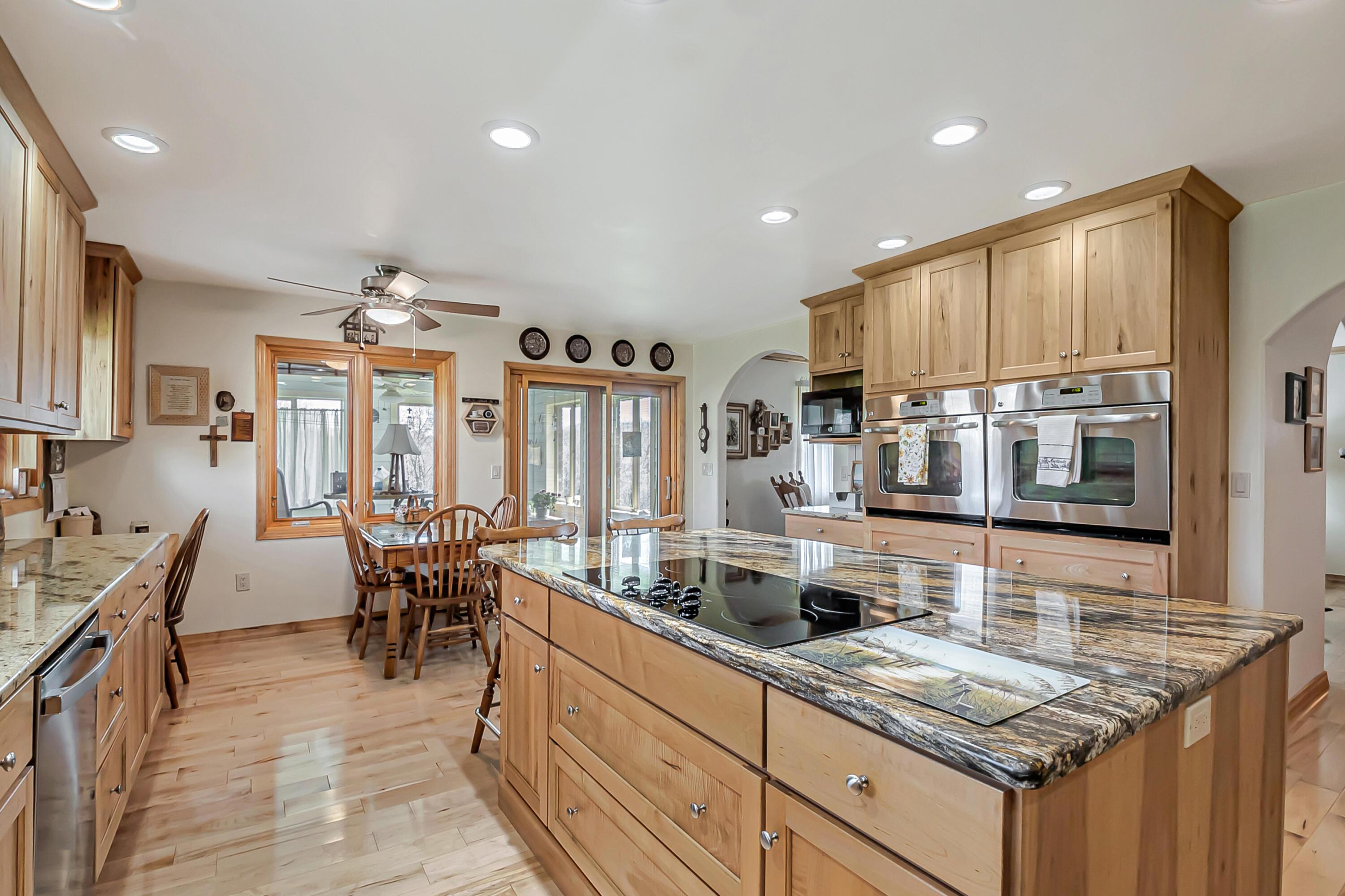 Zanesville, Ohio, 43701, United States, 4 Bedrooms Bedrooms, ,3 BathroomsBathrooms,Residential,For Sale,1766753