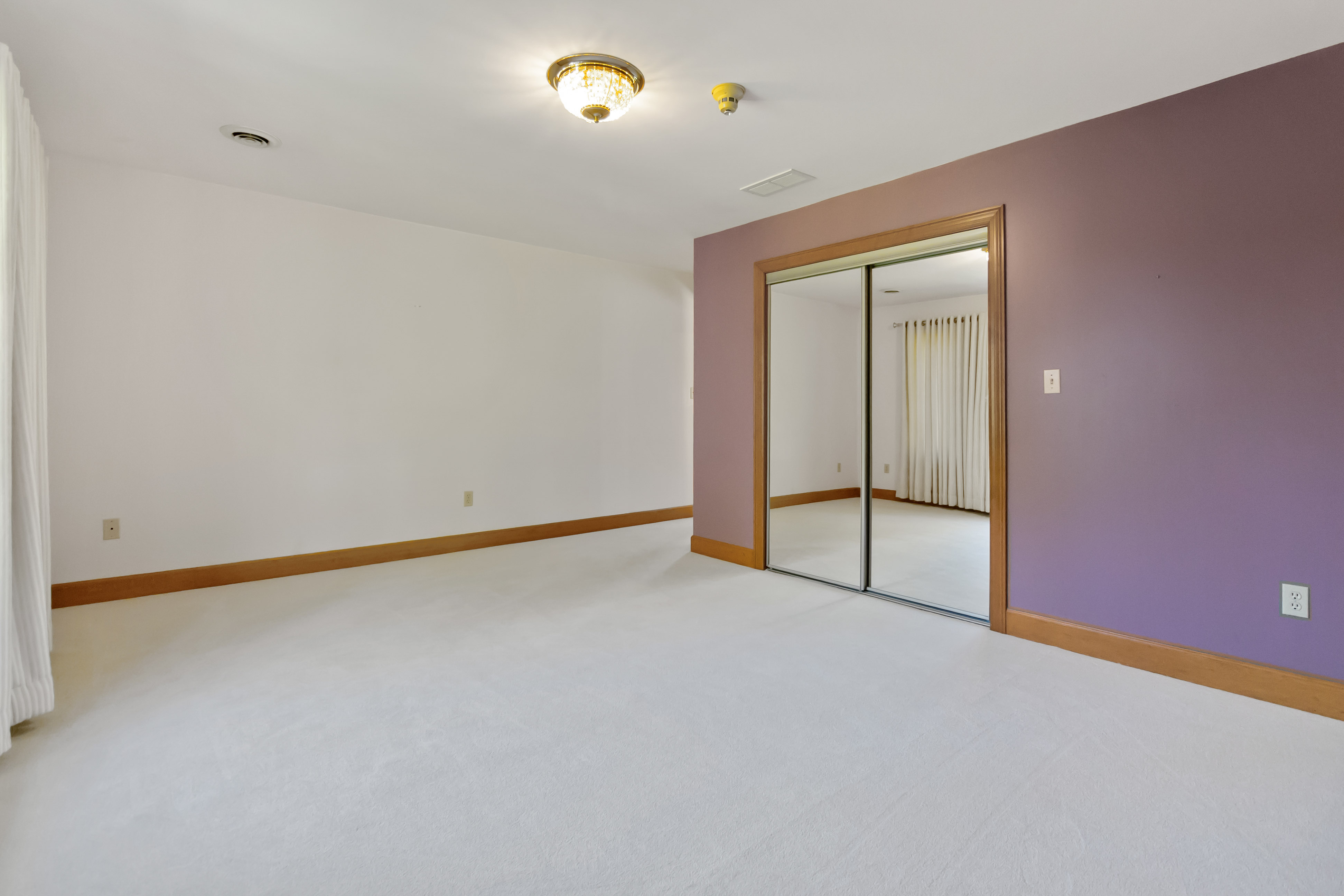 Somerset, Kentucky, 42501, United States, 4 Bedrooms Bedrooms, ,3 BathroomsBathrooms,Residential,For Sale,1980491