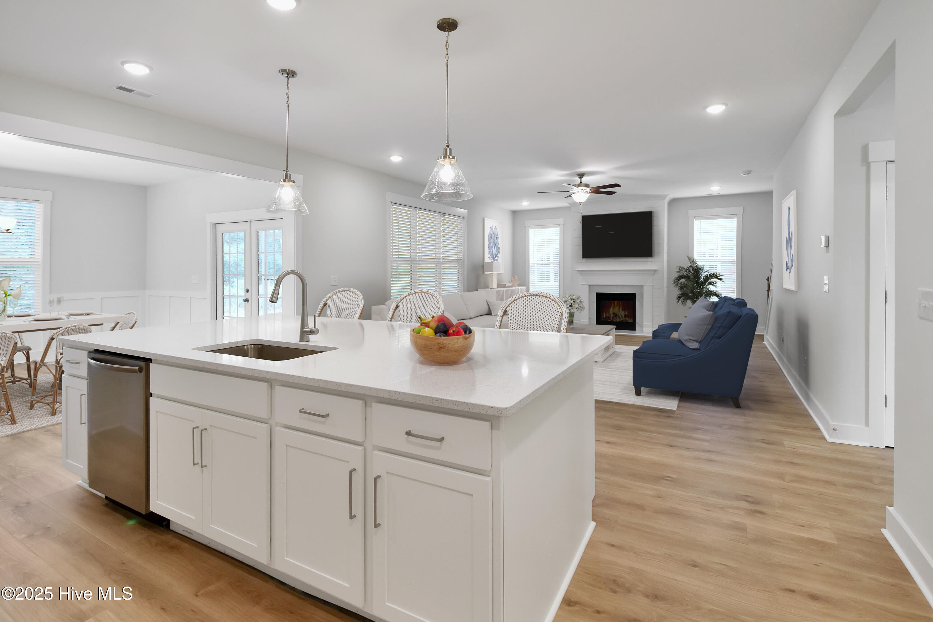 Leland, North Carolina, 28451, United States, 5 Bedrooms Bedrooms, ,4 BathroomsBathrooms,Residential,For Sale,1939414