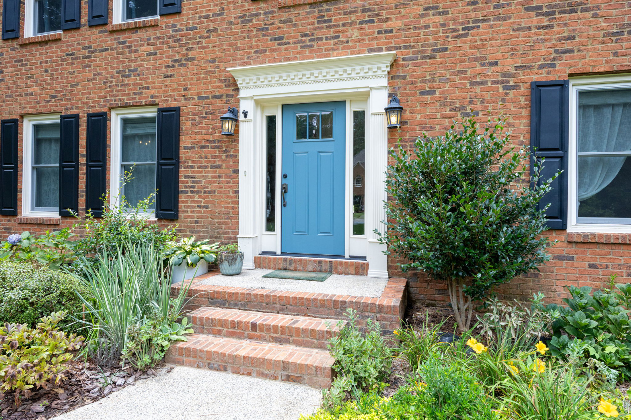  Stunning 5-Bedroom Brick Home in the Heart of East Cobb - 物件實景