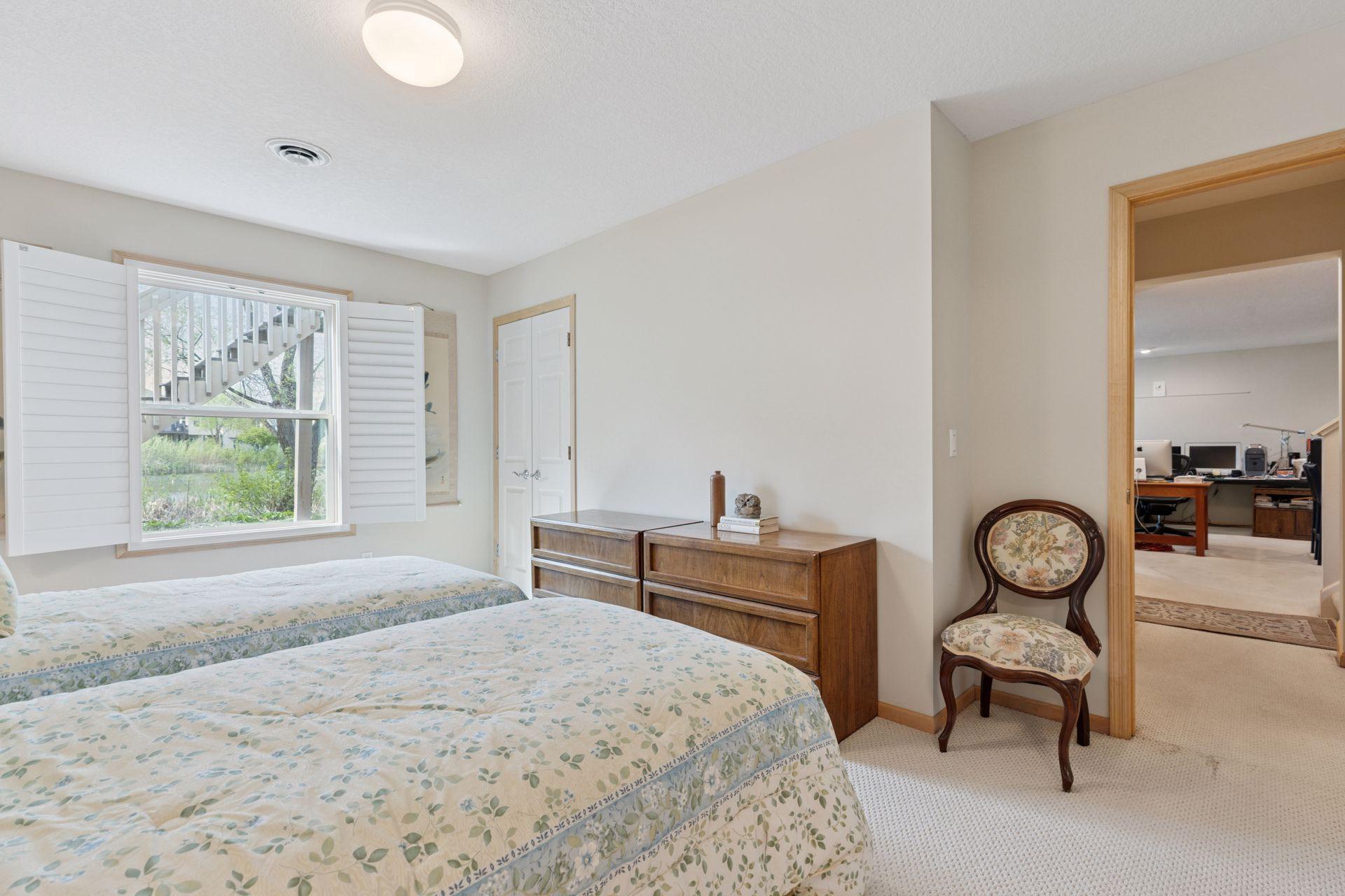 Plymouth, Minnesota, 55446, United States, 3 Bedrooms Bedrooms, ,3 BathroomsBathrooms,Residential,For Sale,1827815