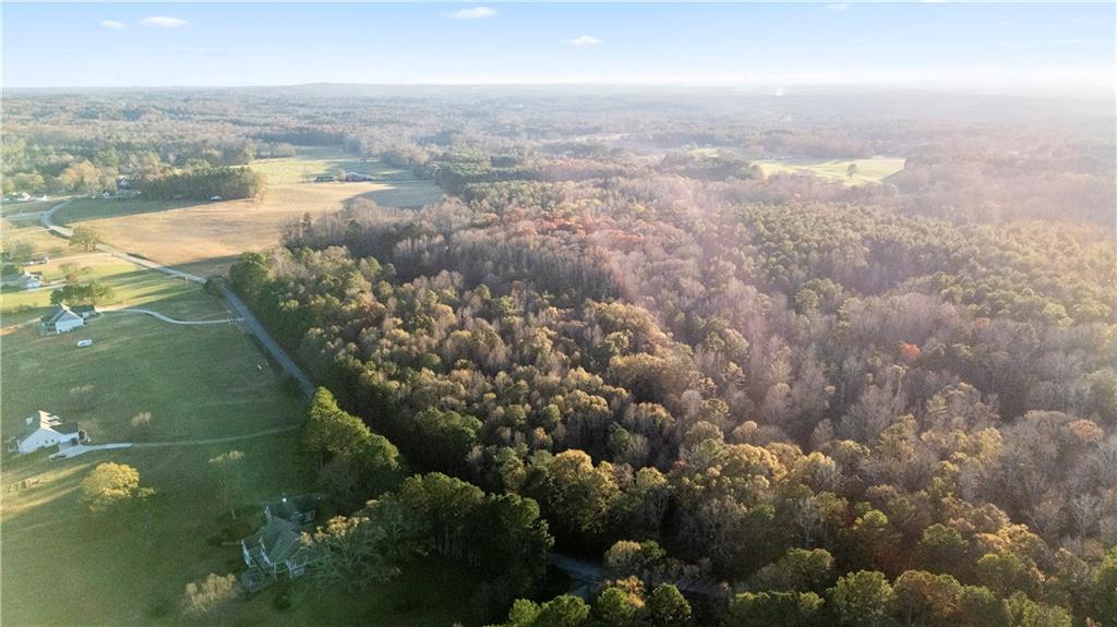 Carrollton, Georgia, 30116, United States, 5 Bedrooms Bedrooms, ,4 BathroomsBathrooms,Residential,For Sale,1998185