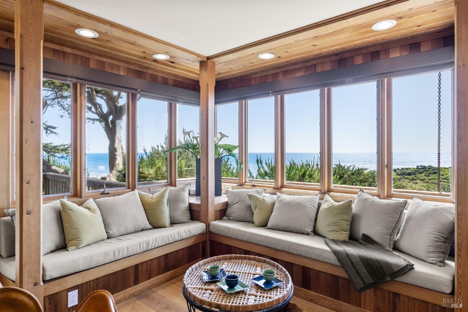 Bolinas, California, 94924, United States, 2 Bedrooms Bedrooms, ,3 BathroomsBathrooms,Residential,For Sale,1906337
