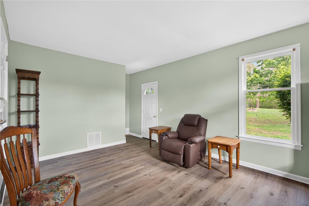 Lower Saucon Twp, Pennsylvania, 18055, United States, 5 Bedrooms Bedrooms, ,4 BathroomsBathrooms,Residential,For Sale,2048315