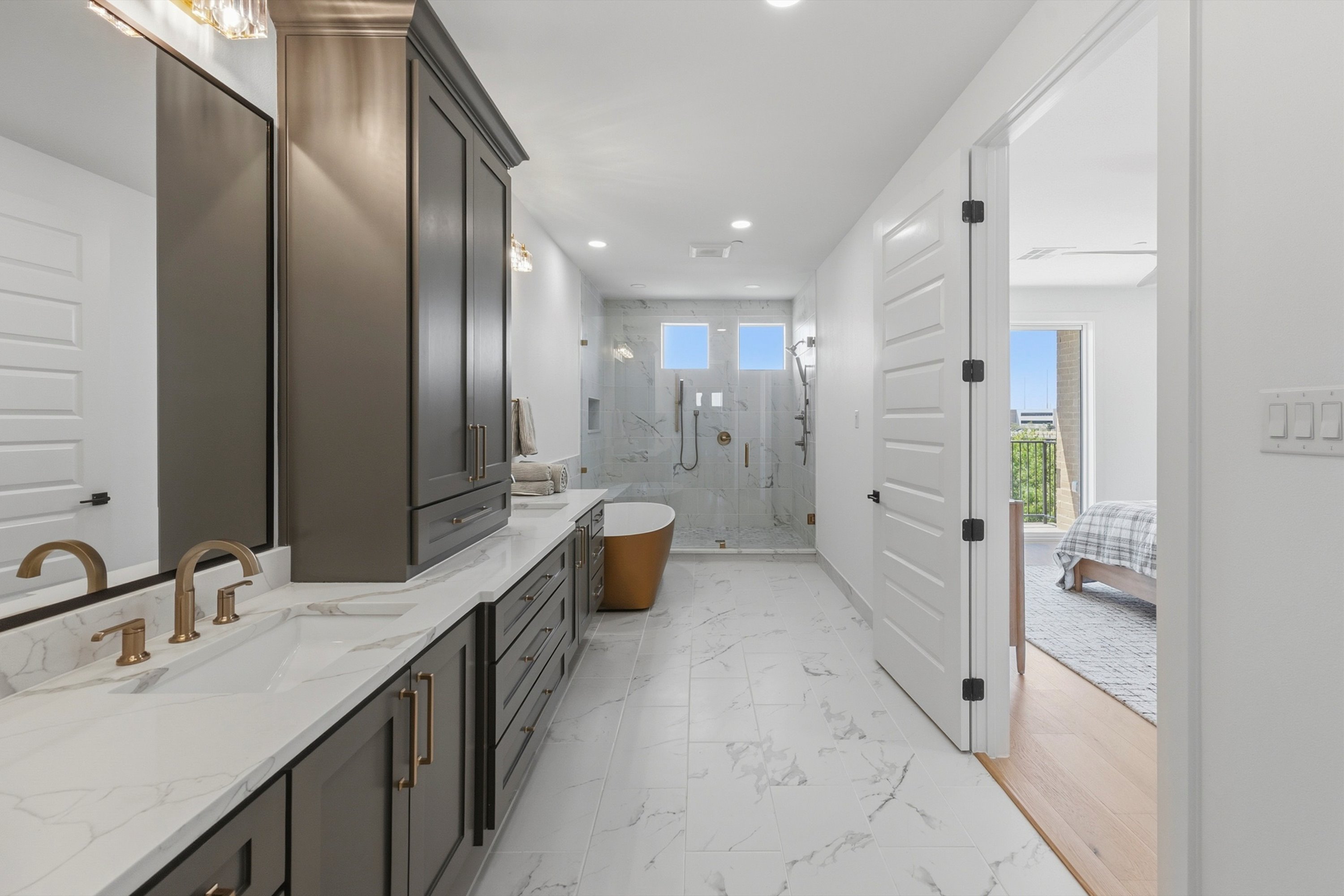  408 Vista Buena Trail, Fort Worth, TX, 76111 - 物件實景