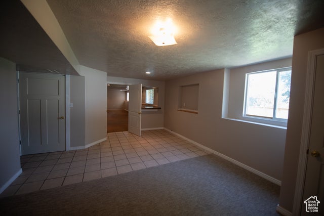Hooper, Utah, 84315, United States, 4 Bedrooms Bedrooms, ,3 BathroomsBathrooms,Residential,For Sale,1904252