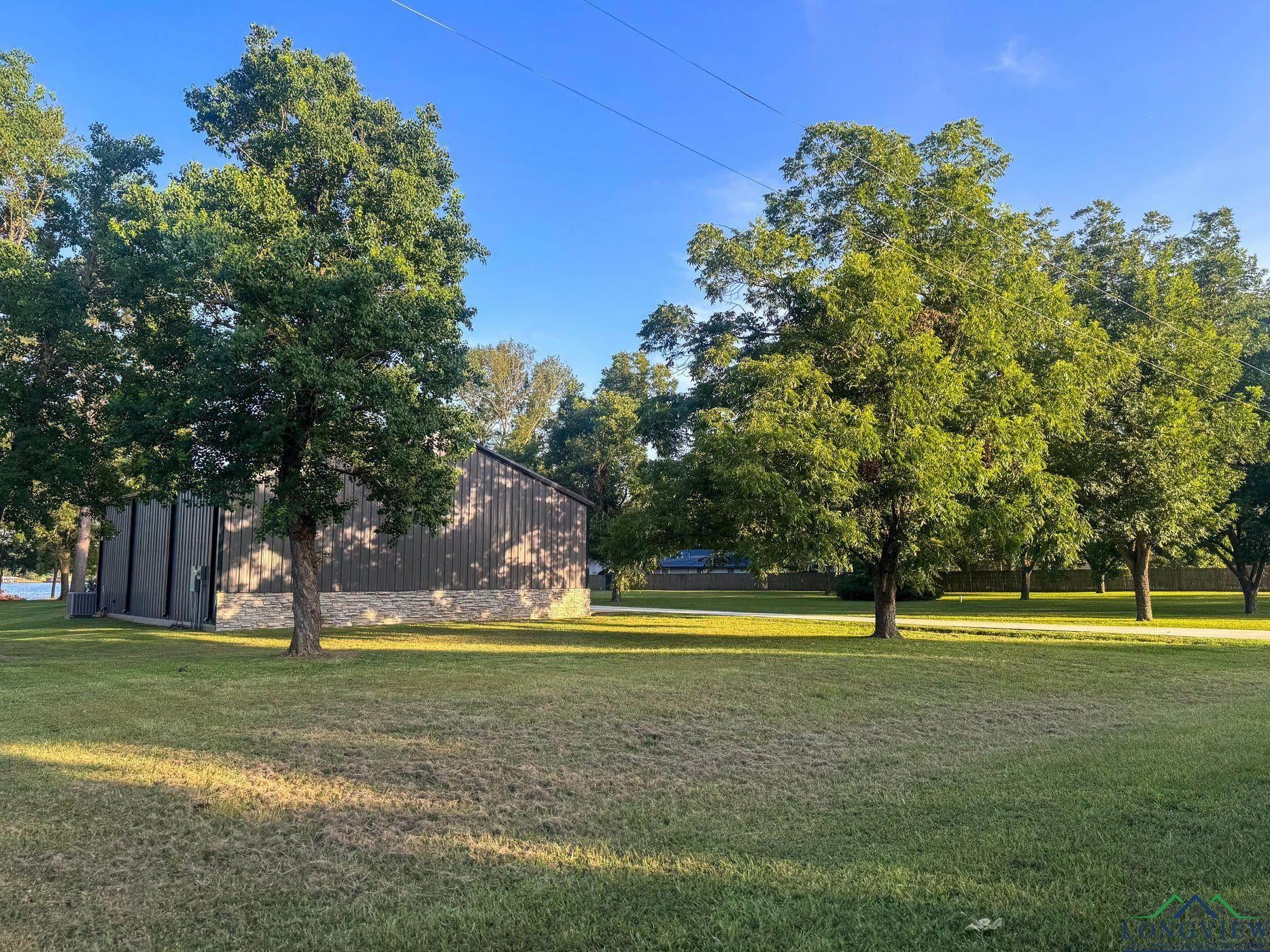 Pittsburg, Texas, 75686, United States, 3 Bedrooms Bedrooms, ,2 BathroomsBathrooms,Residential,For Sale,1979054