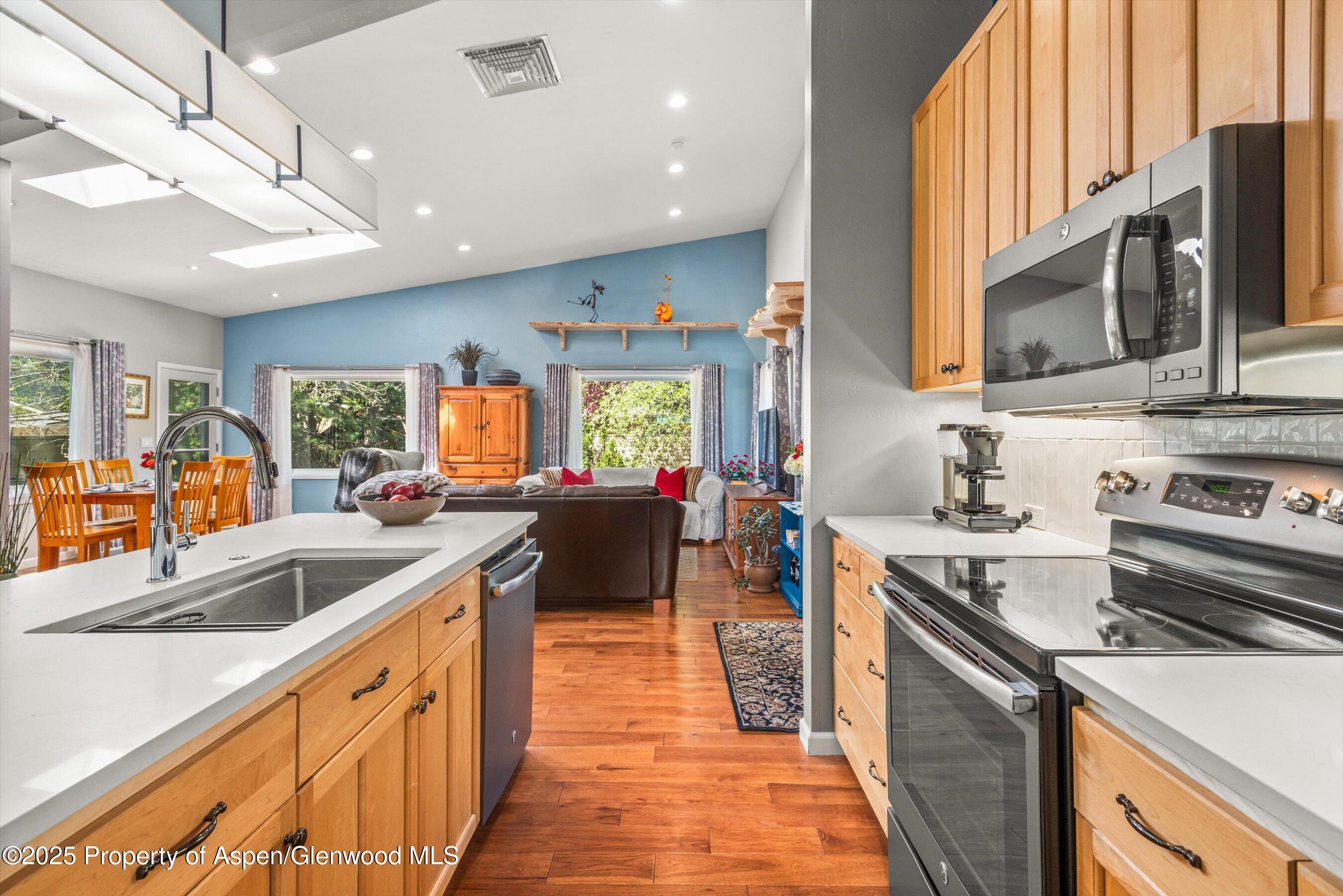 Carbondale, Colorado, 81623, United States, 3 Bedrooms Bedrooms, ,3 BathroomsBathrooms,Residential,For Sale,1826776
