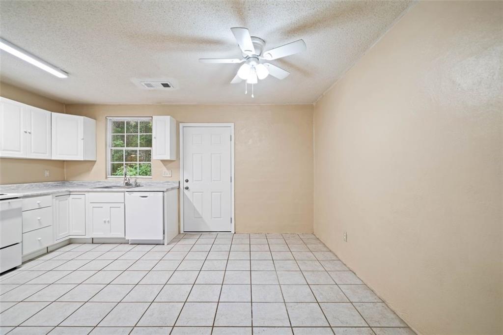 Villa Rica, Georgia, 30180, United States, 2 Bedrooms Bedrooms, ,2 BathroomsBathrooms,Residential,For Sale,1987545