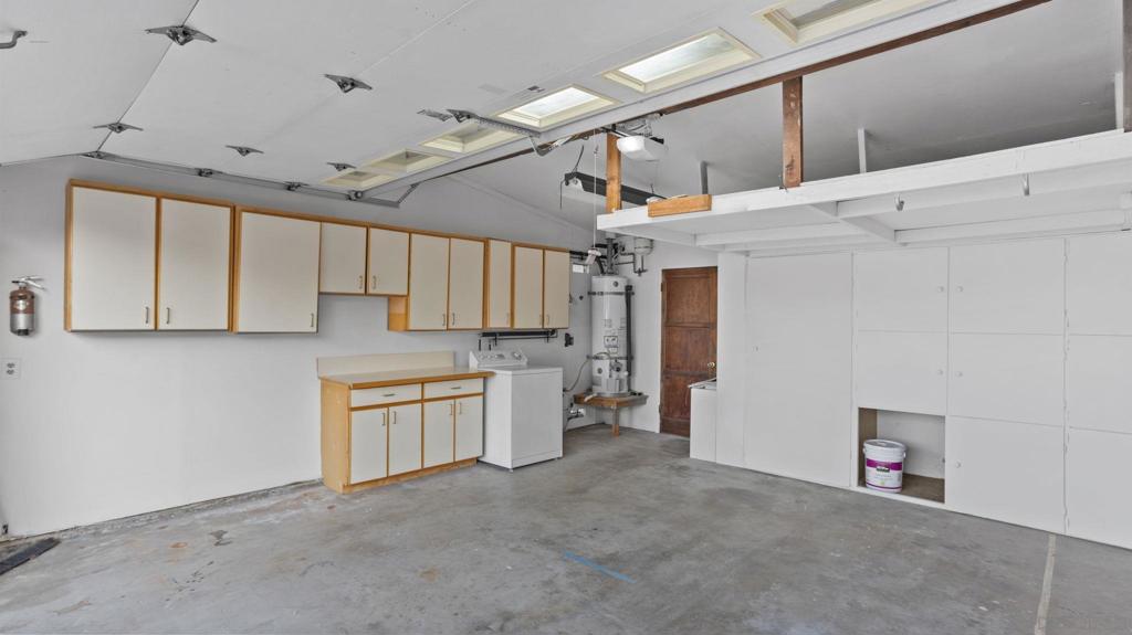 Vista, California, 92083, United States, 3 Bedrooms Bedrooms, ,2 BathroomsBathrooms,Residential,For Sale,2048591