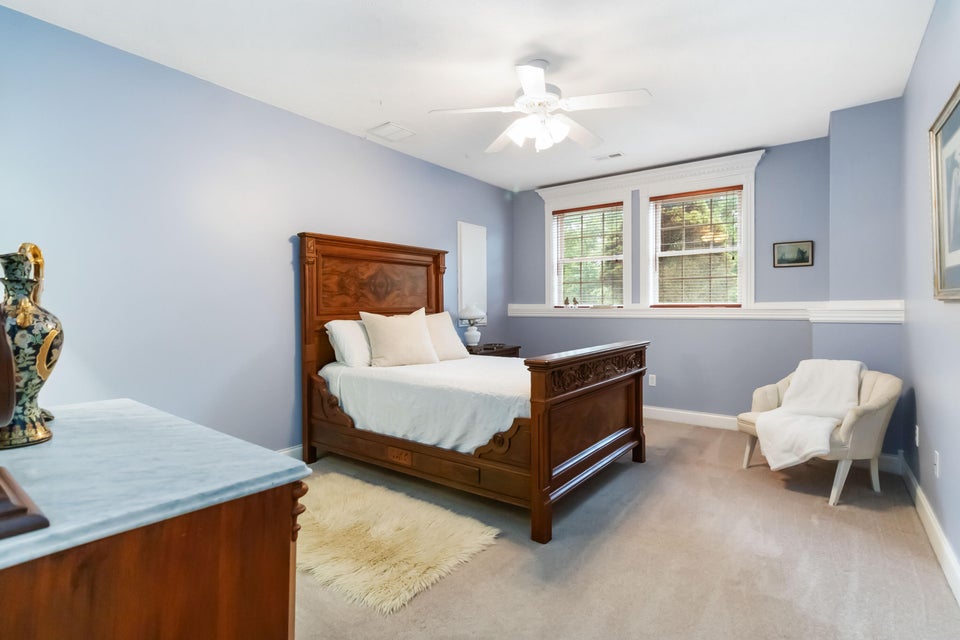 Somerset, Kentucky, 42503, United States, 4 Bedrooms Bedrooms, ,4 BathroomsBathrooms,Residential,For Sale,1976545