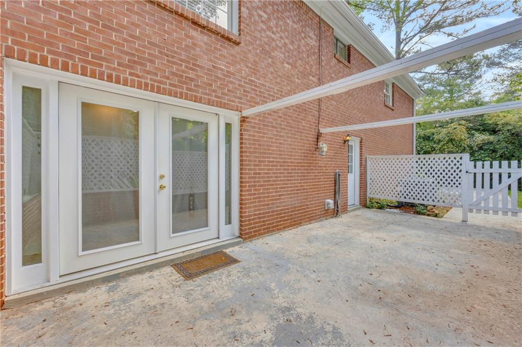 Dunwoody, Georgia, 30338, United States, 4 Bedrooms Bedrooms, ,3 BathroomsBathrooms,Residential,For Sale,1931149